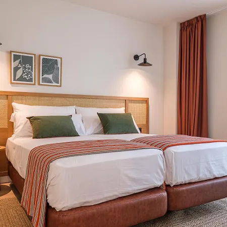 Aduana 4*